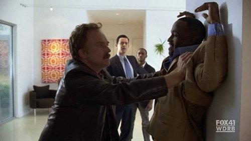 The Good Guys Season 1 Episode 6 - Small Rooms