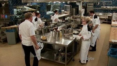 Hell's Kitchen Season 8 Episode 11 - 6 Chefs Compete