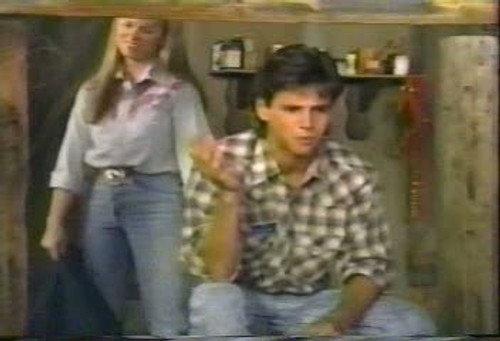 Hey Dude Season 2 Episode 1 - Loose Lips