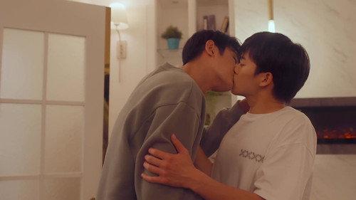 Cherry Blossoms After Winter Season 1 Episode 5 - An Awkward Confession, Becoming Lovers