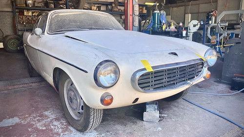 Outback Car Hunters Season 1 Episode 7 - Volvo P1800 & Holden Kingswood