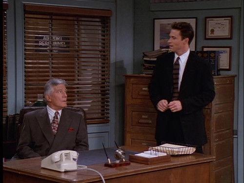 Wings Season 8 Episode 8 - Wingless (1)