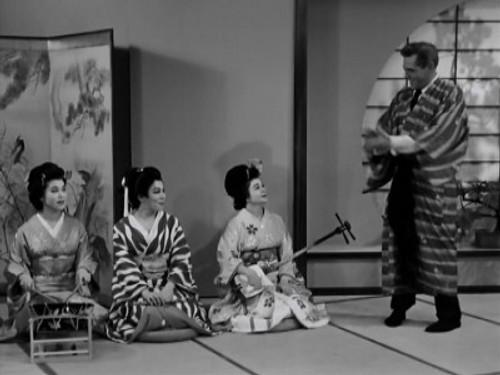 undefined Season 3 Episode 2 - The Ricardos Go to Japan