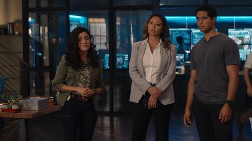 NCIS: Hawaiʻi Season 1 Episode 12 - Spies (1)