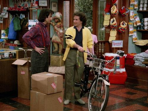 Perfect Strangers Season 2 Episode 17 - Ten Speed and a Soft Touch