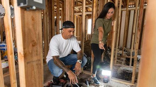 Renovation Aloha Season 2 Episode 6 - Historic Challenges