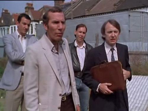 Minder Season 3 Episode 12 - Back in Good Old England