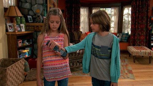 Nicky, Ricky, Dicky & Dawn Season 1 Episode 6 - Remote Control Control