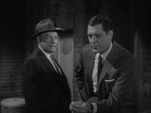 Peter Gunn Season 1 Episode 31 - Love Me to Death