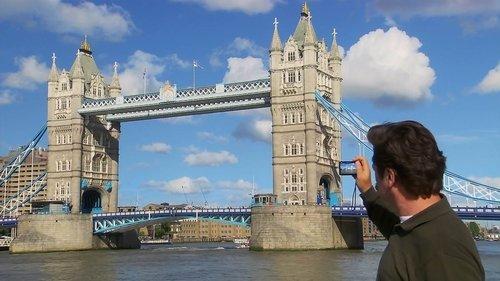 Parks and Recreation Season 6 Episode 1 - London