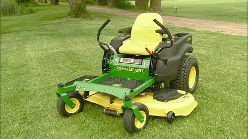 How It's Made Season 12 Episode 9 - Riding Mowers, Popcorn, Adjustable Beds, Cultured Diamonds