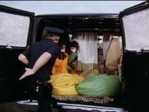 Hawaii Five-O Season 10 Episode 3 - The Cop On The Cover