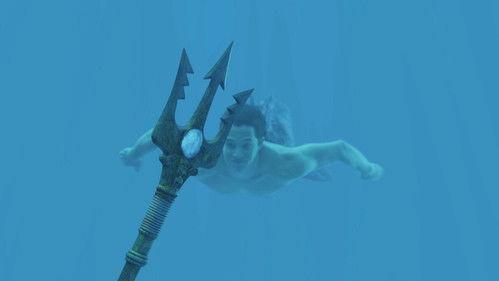 Mako: Island of Secrets Season 1 Episode 18 - The Trident Job