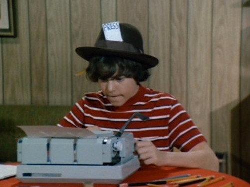 The Brady Bunch Season 3 Episode 19 - The Power of the Press