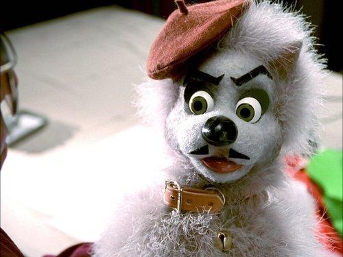 Murder, She Wrote Season 12 Episode 17 - Something Foul in Flappieville