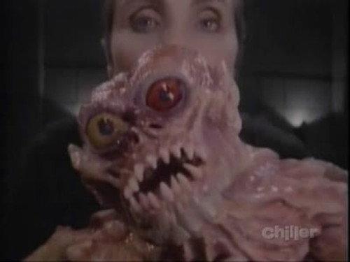 Monsters Season 3 Episode 19 - A Face for Radio