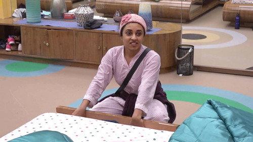 Bigg Boss Season 1 Episode 3 - Day 2: Diya and Aditi get into an argument
