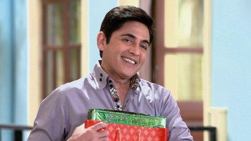 Sister-in-law is at home! Season 1 Episode 8 - Manmohan receives the wrong courier