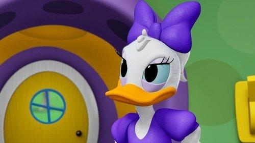 Mickey Mouse Clubhouse+ Season 1 Episode 3 - Goofy's Sock Hunt