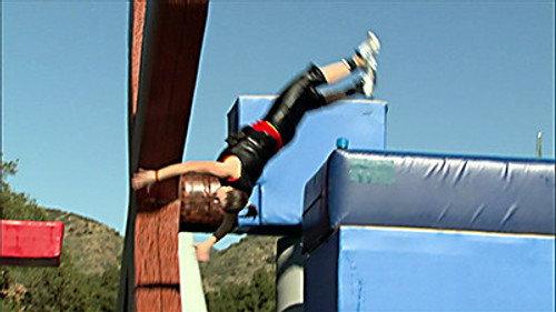 Wipeout Season 4 Episode 14 - Spring Wipeout: Dirty Laundry