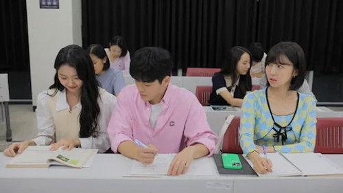 Returning Student: Straight-A, but F in Love Season 1 Episode 4 - Episode 4