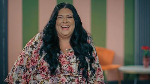 90 Day Fiancé UK Season 3 Episode 1 - She's Taking You for a Ride