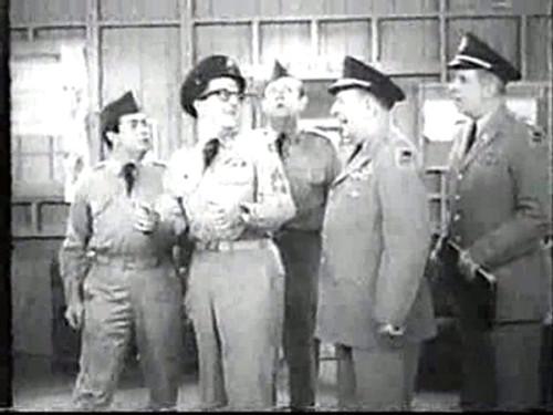 The Phil Silvers Show Season 4 Episode 26 - Guinea Pig Bilko