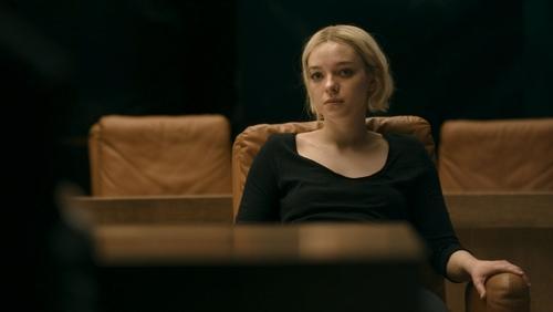 Hanna Season 3 Episode 5 - Eyeliner