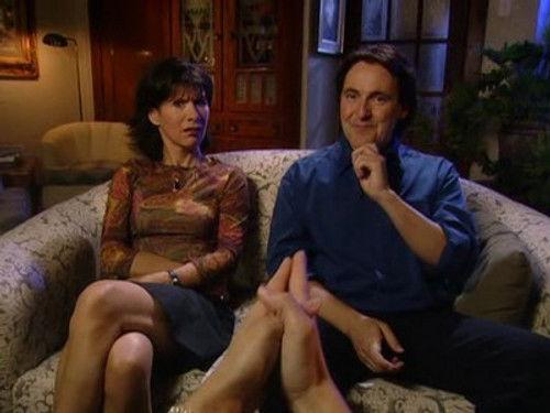 Un gars, une fille Season 6 Episode 10 - Le dîner d'affaires - Chez le psy 10 - Au téléphone 8