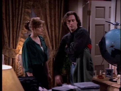 Wings Season 5 Episode 19 - Sleepless in Nantucket