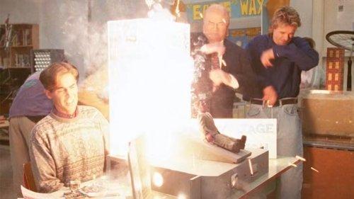 MacGyver Season 5 Episode 13 - Live and Learn