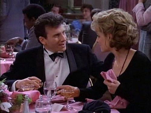 Mad About You Season 1 Episode 15 - The Wedding Affair