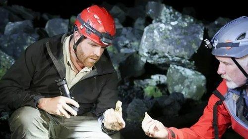 Expedition Unknown Season 4 Episode 1 - Viking Secrets