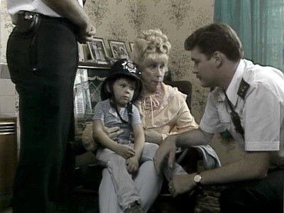 The Bill Season 1 Episode 8 - Rough in the Afternoon