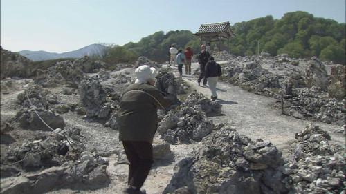 Document 72 Hours Season 5 Episode 15 - Mt. Osore: Between Life and Death