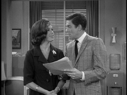 The Dick Van Dyke Show Season 2 Episode 17 - Will You Two Be My Wife?