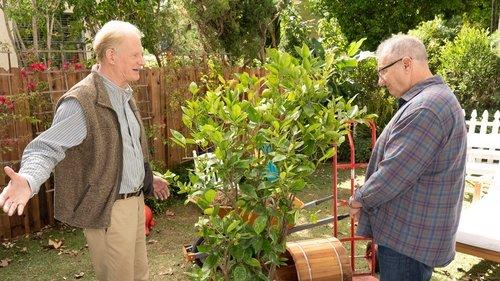 Modern Family Season 10 Episode 9 - Putting Down Roots