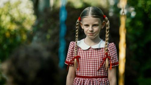 SurrealEstate Season 1 Episode 2 - The Harvey