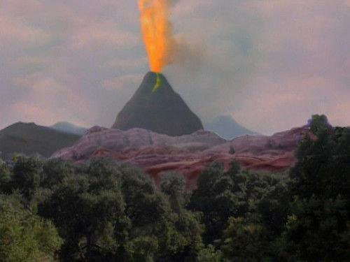 Land of the Lost Season 1 Episode 8 - Kevin vs. the Volcano