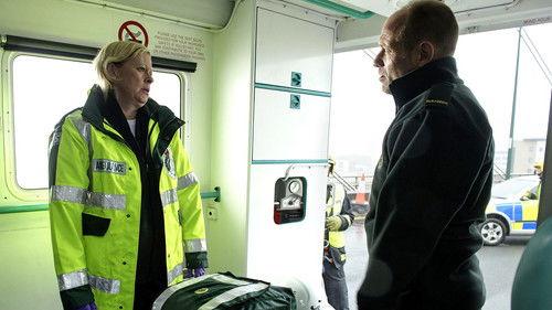 Casualty Season 28 Episode 21 - Brothers At Arms