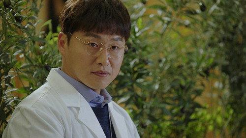 Return Season 1 Episode 5 - Why Are You Avoiding Me?
