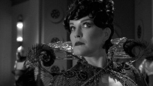 Star Trek: Voyager Season 5 Episode 12 - Bride of Chaotica!