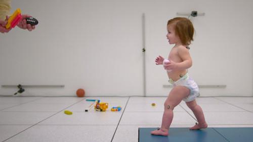 Babies Season 1 Episode 6 - First Steps