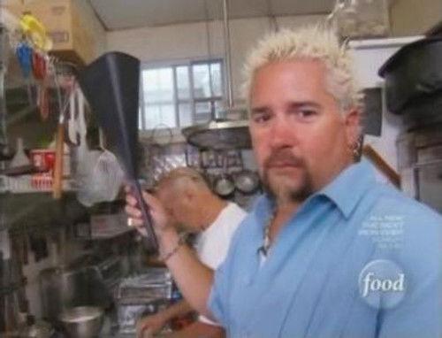 Diners, Drive-Ins and Dives Season 7 Episode 11 - Family Style