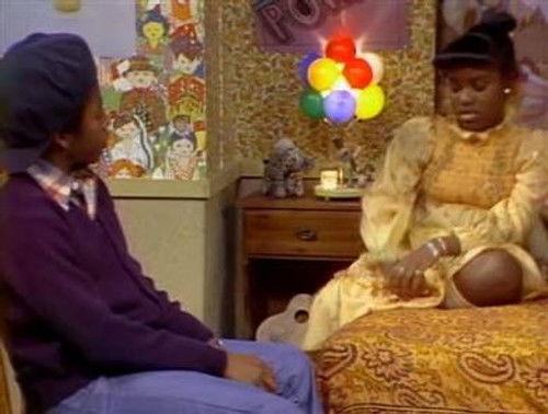 What's Happening!! Season 2 Episode 15 - Dee's First Date