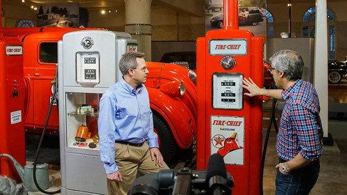 The Henry Ford's Innovation Nation Season 3 Episode 25 - Pet Tech