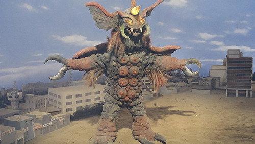 Ultraman Ace Season 1 Episode 11 - The Choju is Ten Women?