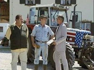 Die Rosenheim-Cops Season 4 Episode 5 - Tödliche Düfte