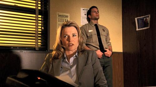 Veronica Mars Season 2 Episode 11 - Donut Run