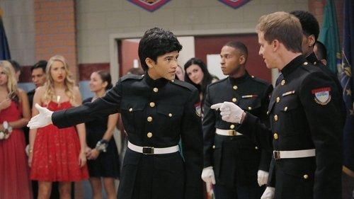 K.C. Undercover Season 1 Episode 20 - K.C.'s the Man